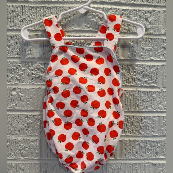 Stitchy Fish Apple Bubble - Picture 1 of 5